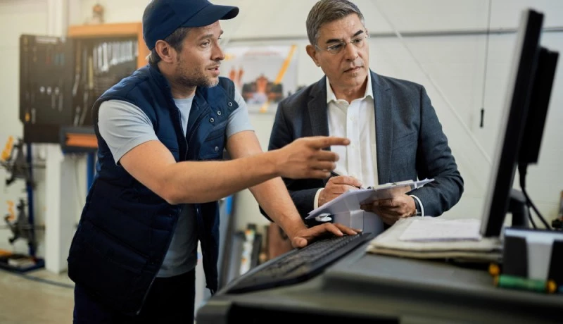 Quais normas e certificações exigem treinamento técnico em tratamento de água?